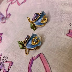 🌹Gorgeous Blue Rosette Earrings 🌹